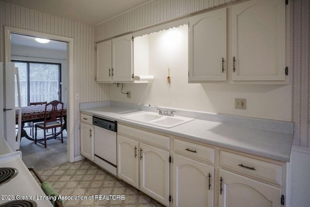 6209 Cobblers Drive, East Lansing, MI 48823