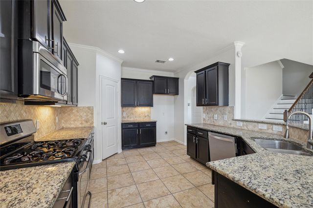 13108 Summit Harvest Lane, Rosharon, TX 77583