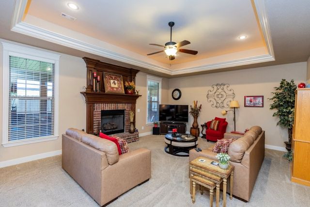 4705 Willowridge Way, Rogers, AR 72758