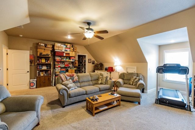 4705 Willowridge Way, Rogers, AR 72758