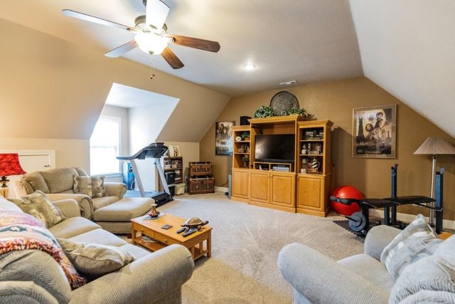 4705 Willowridge Way, Rogers, AR 72758