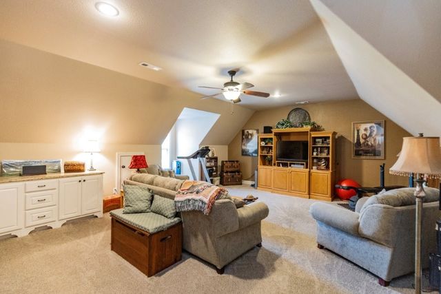 4705 Willowridge Way, Rogers, AR 72758