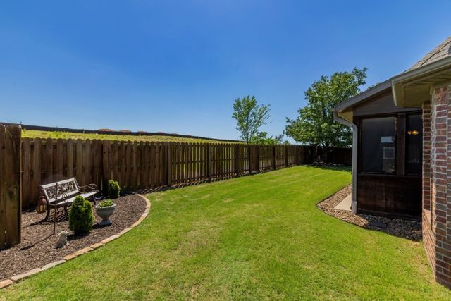 4705 Willowridge Way, Rogers, AR 72758