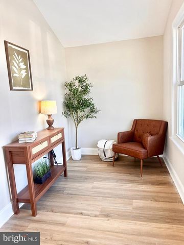 23 TAMARACK LN, Levittown, PA 19054