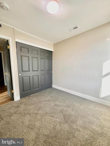 23 TAMARACK LN, Levittown, PA 19054