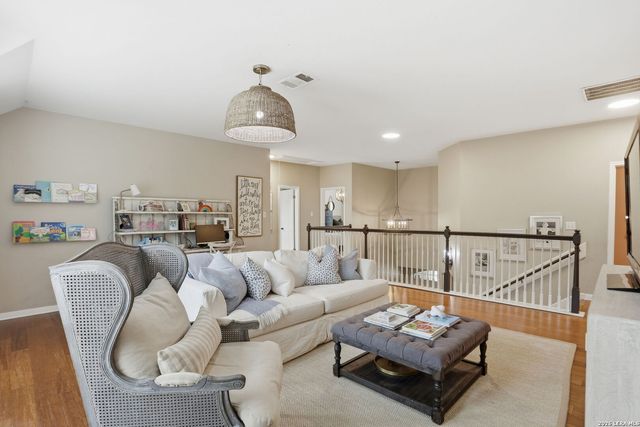 19426 Mill Oak, San Antonio, TX 78258