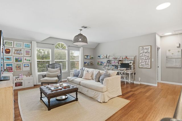 19426 Mill Oak, San Antonio, TX 78258