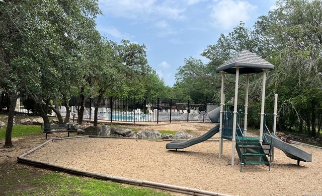 19426 Mill Oak, San Antonio, TX 78258