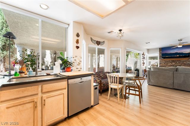 2421 Ivy Garden Court, Las Vegas, NV 89134