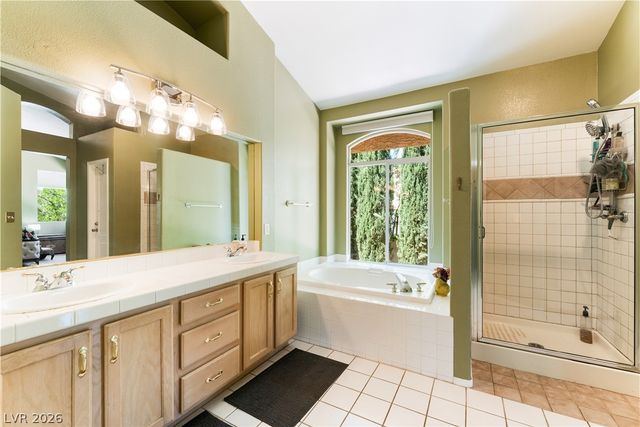 2421 Ivy Garden Court, Las Vegas, NV 89134