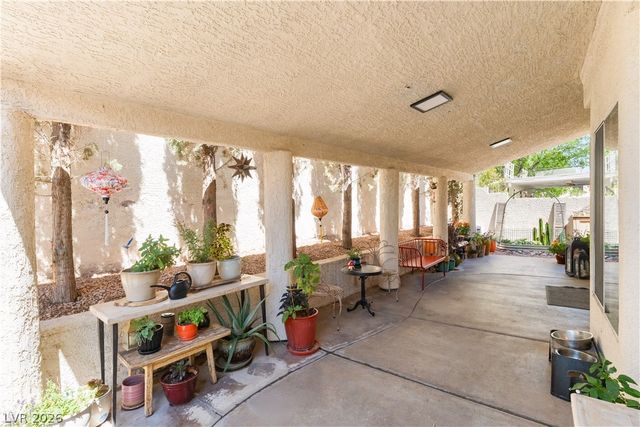 2421 Ivy Garden Court, Las Vegas, NV 89134