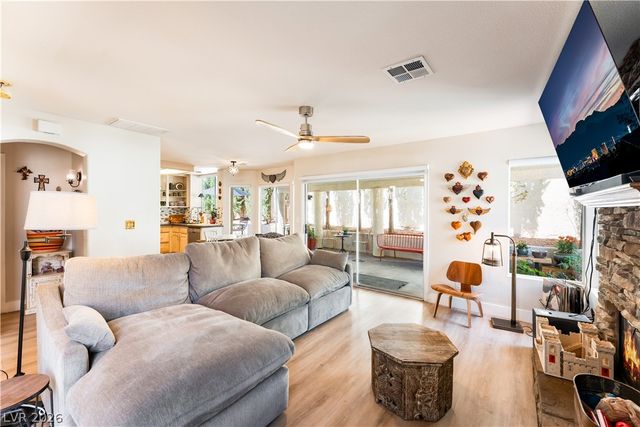 2421 Ivy Garden Court, Las Vegas, NV 89134