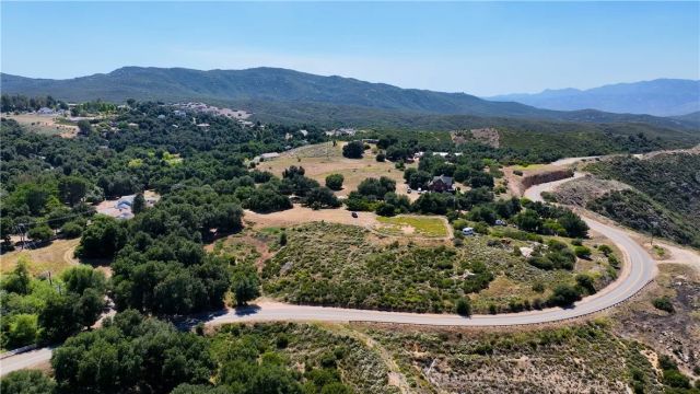 34561 S Main Divide, Lake Elsinore, CA 92530