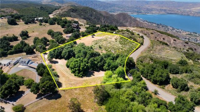 34561 S Main Divide, Lake Elsinore, CA 92530