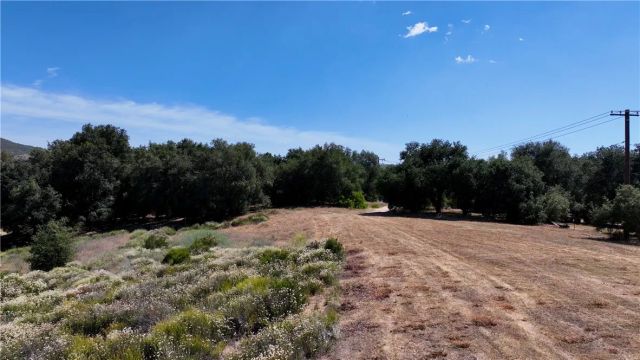 34561 S Main Divide, Lake Elsinore, CA 92530