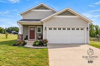 1698 Trent Ridge Court Ne, Solon Twp, MI 49319