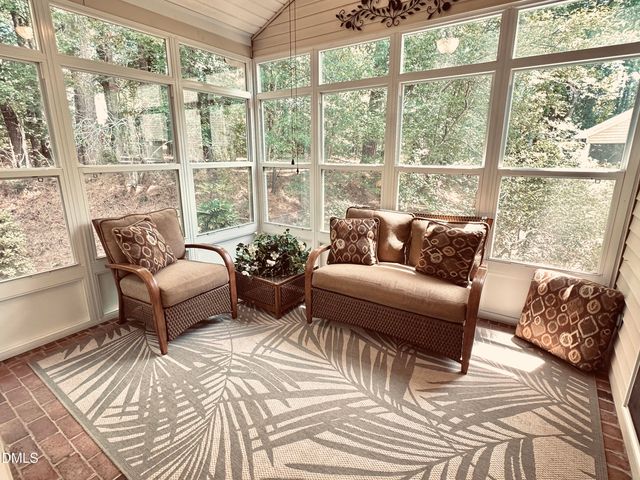438 Crossvine Close, Pittsboro, NC 27312