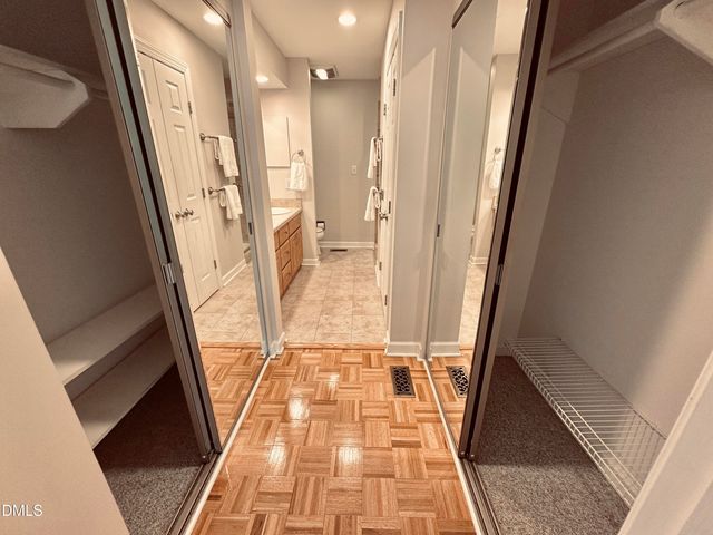 438 Crossvine Close, Pittsboro, NC 27312