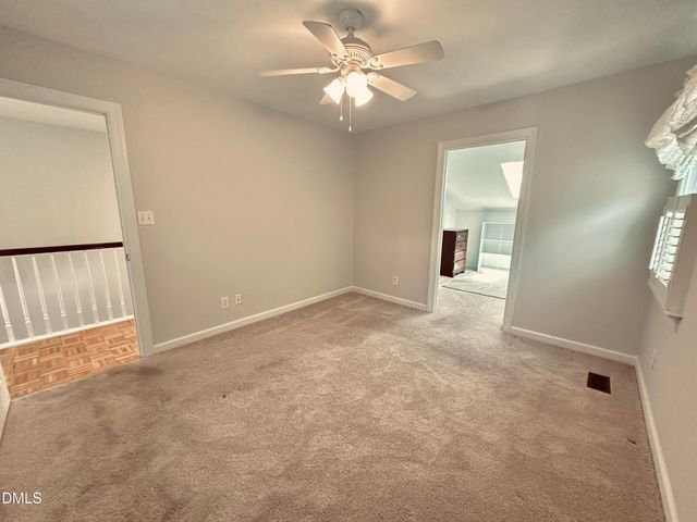 438 Crossvine Close, Pittsboro, NC 27312