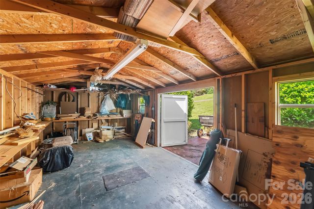 5305 Icard Ridge Road, Hickory, NC 28601