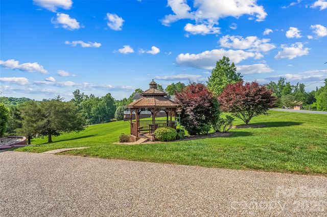 5305 Icard Ridge Road, Hickory, NC 28601