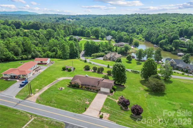 5305 Icard Ridge Road, Hickory, NC 28601