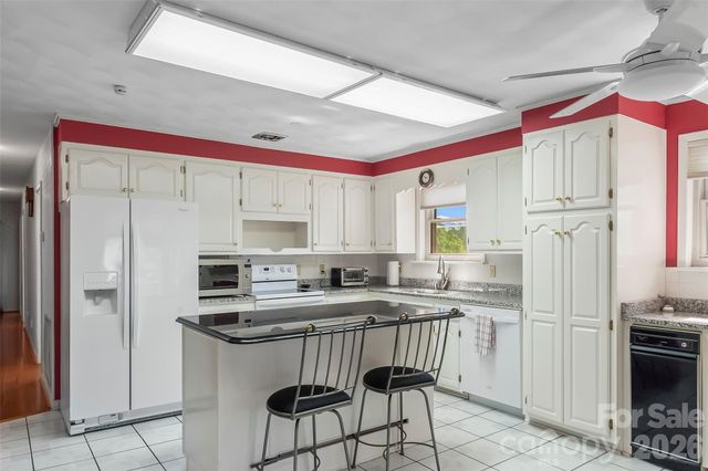 5305 Icard Ridge Road, Hickory, NC 28601