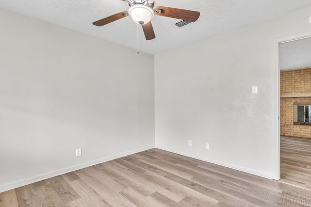 1000 Nelwyn Ave, Gladewater, TX 75647