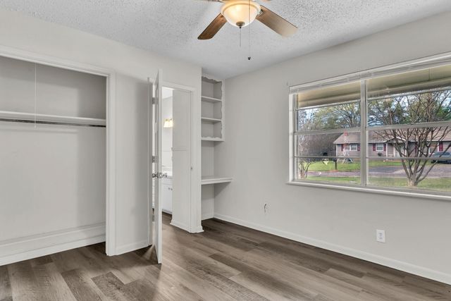 1000 Nelwyn Ave, Gladewater, TX 75647