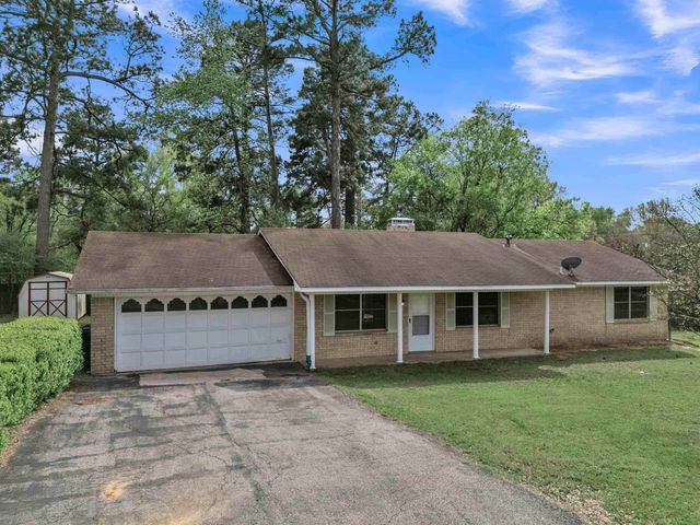 1000 Nelwyn Ave, Gladewater, TX 75647