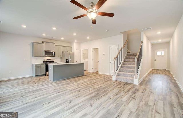 667 Treasure Drive, Stockbridge, GA 30281