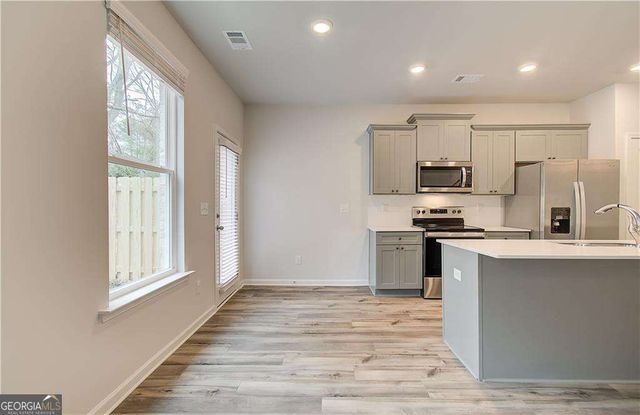 667 Treasure Drive, Stockbridge, GA 30281