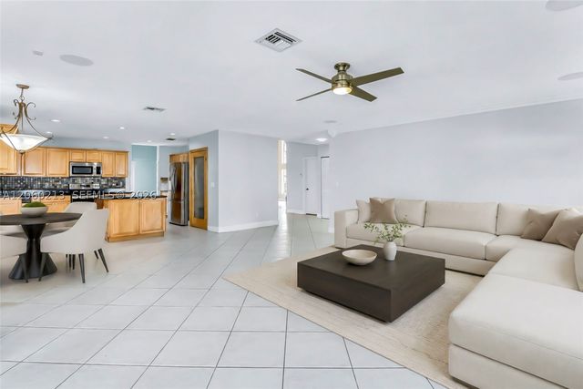 16534 SW 19th St, Miramar, FL 33027