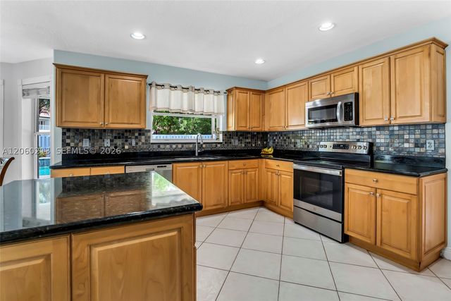 16534 SW 19th St, Miramar, FL 33027