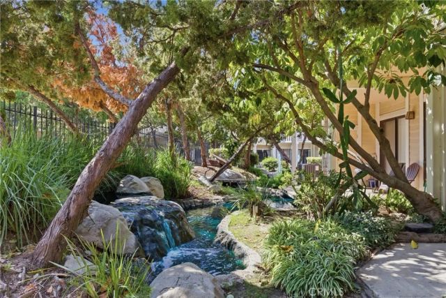4900 N Grand 103, Covina, CA 91724
