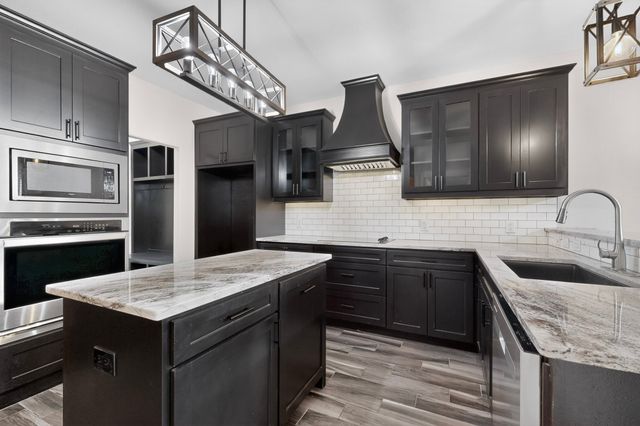 6012 The Resort Boulevard, Fort Worth, TX 76179