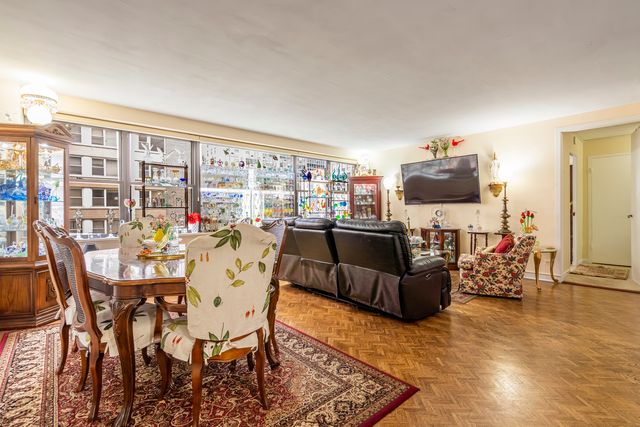 850 N Dewitt Place 9AC, Chicago, IL 60611