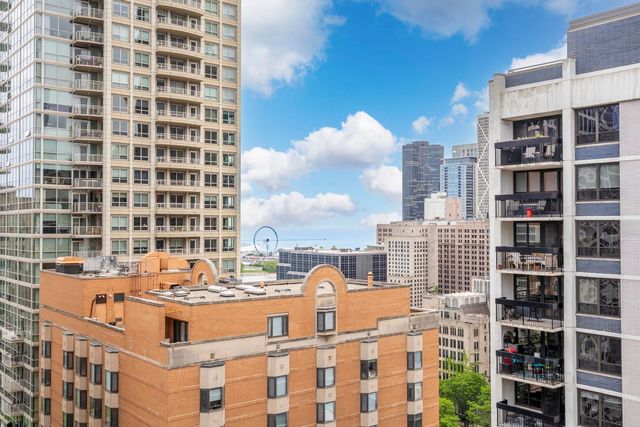 850 N Dewitt Place 9AC, Chicago, IL 60611