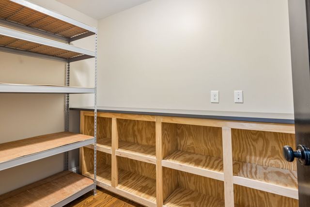 9021 Forest Lawn Dr, Brentwood, TN 37027