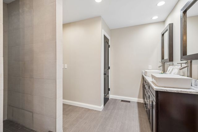 9021 Forest Lawn Dr, Brentwood, TN 37027