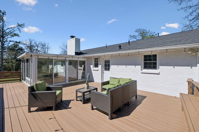 9021 Forest Lawn Dr, Brentwood, TN 37027