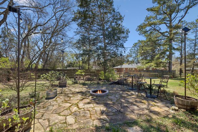 9021 Forest Lawn Dr, Brentwood, TN 37027