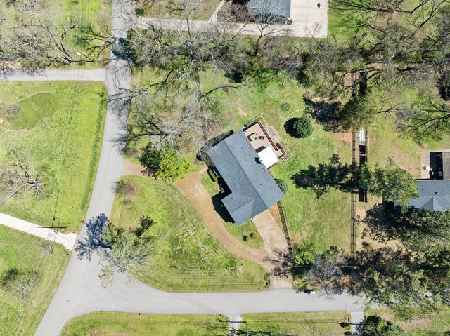 9021 Forest Lawn Dr, Brentwood, TN 37027