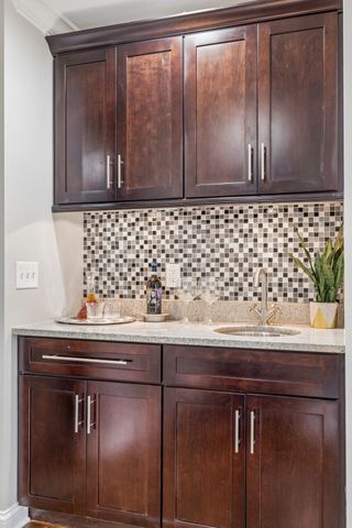 9021 Forest Lawn Dr, Brentwood, TN 37027