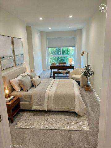 11640 Woodbridge Street 205, Studio City, CA 91604