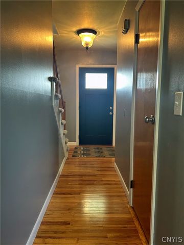 8 Parkwood Circle, Cortland, NY 13045