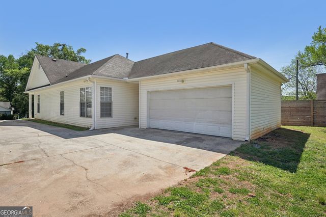 2596 Bates Street SE, Smyrna, GA 30080