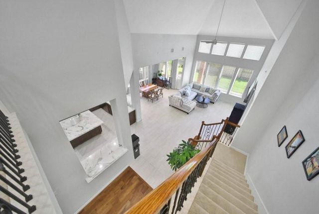 6718 Sotoria Lane, Sugar Land, TX 77479