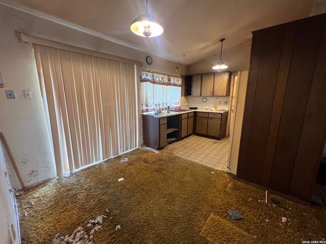 7438 Brook Valley, San Antonio, TX 78242