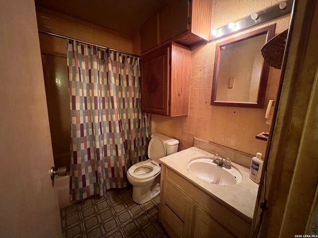 7438 Brook Valley, San Antonio, TX 78242